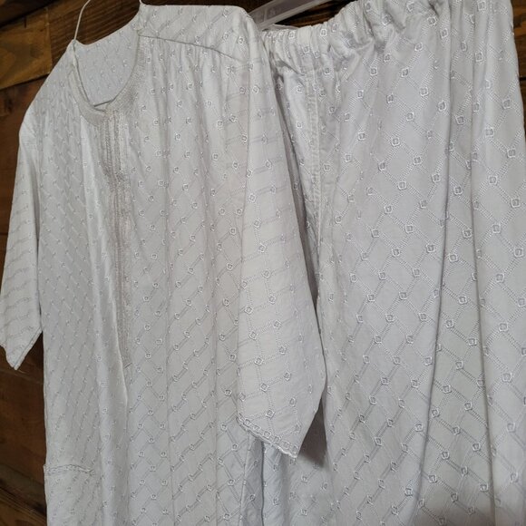 Men's White Polish lace 2 piece Dashiki set - Picture 3 of 10